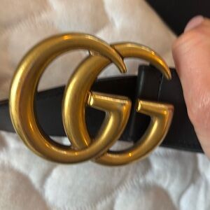 Gucci Black Belt with Gold GG Buckle 75/30